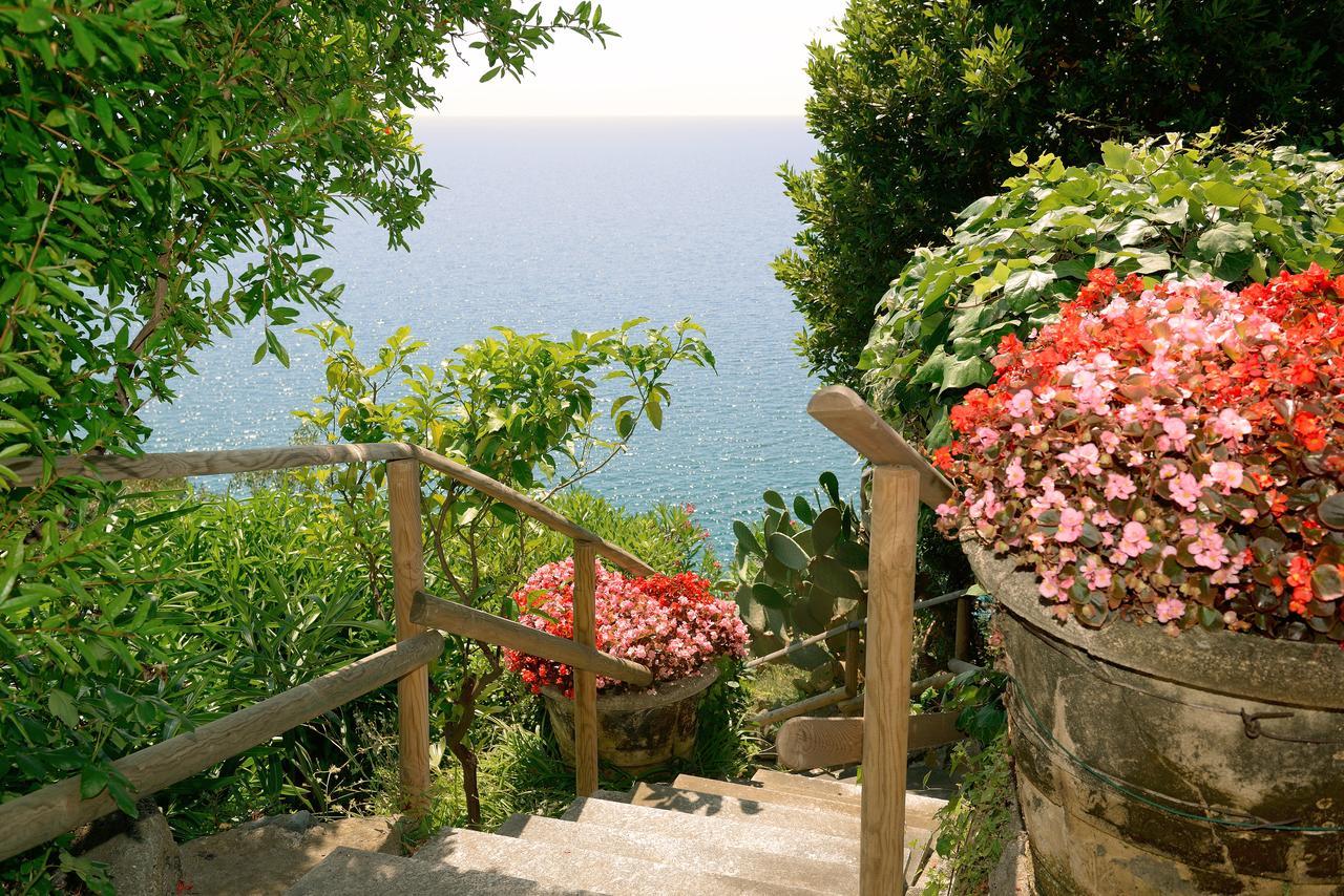 Casa Fatebenefratelli Hotel Varazze Exterior photo